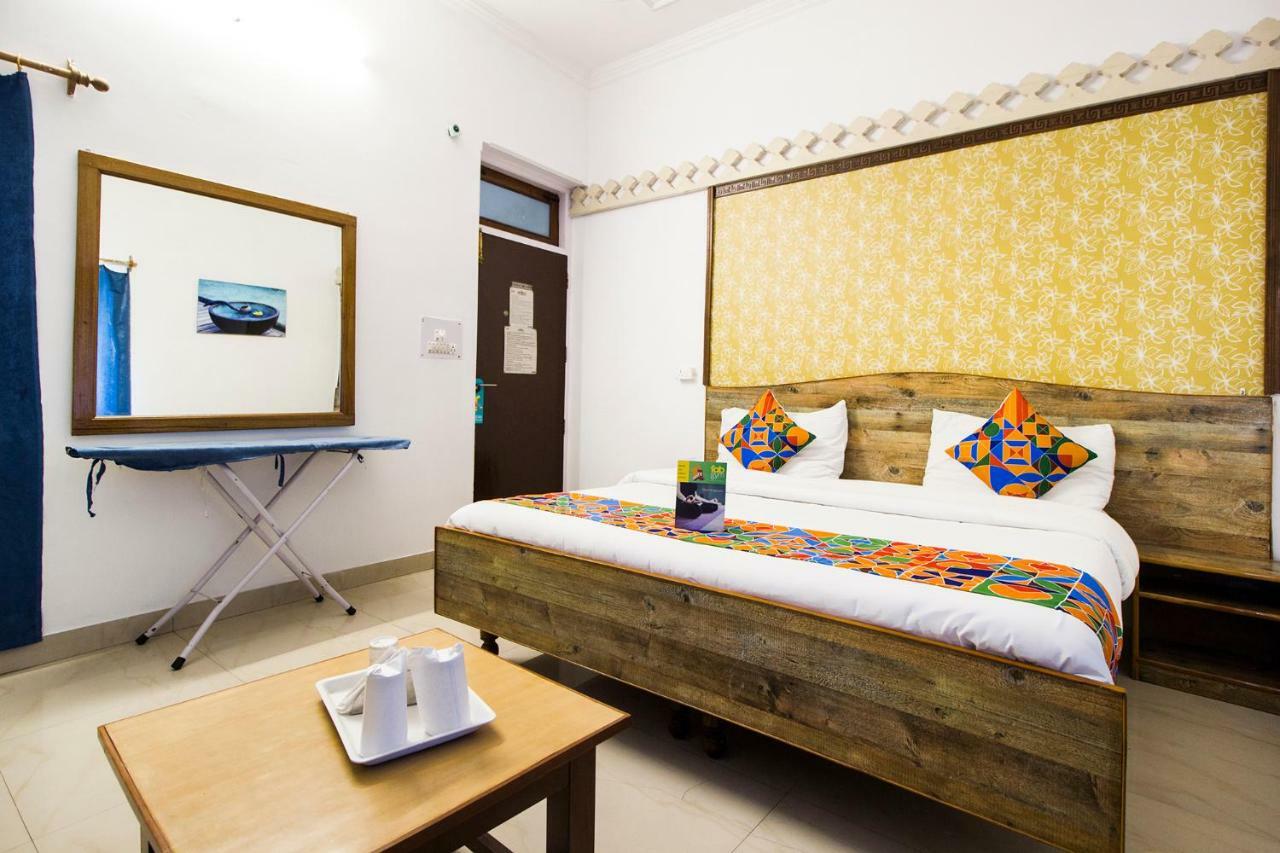 Hotel Ashrey Dehradún Kültér fotó